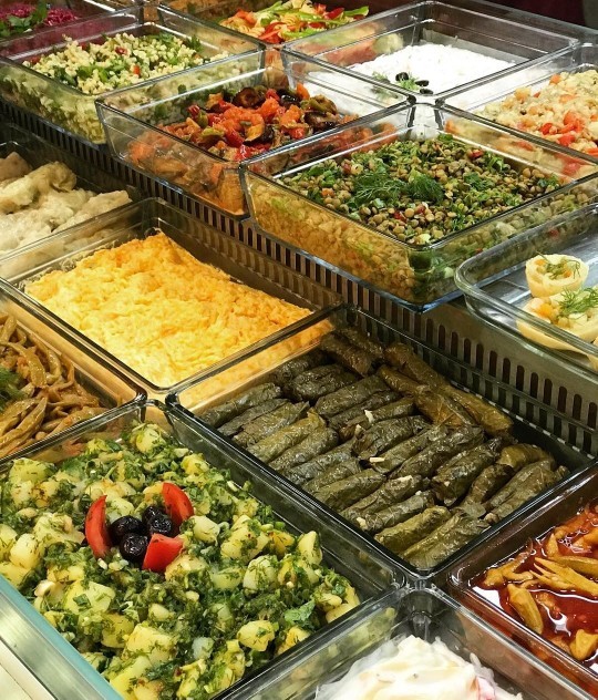 İftar sofralarında zeytinyağlı ve soğuk meze sever misin?