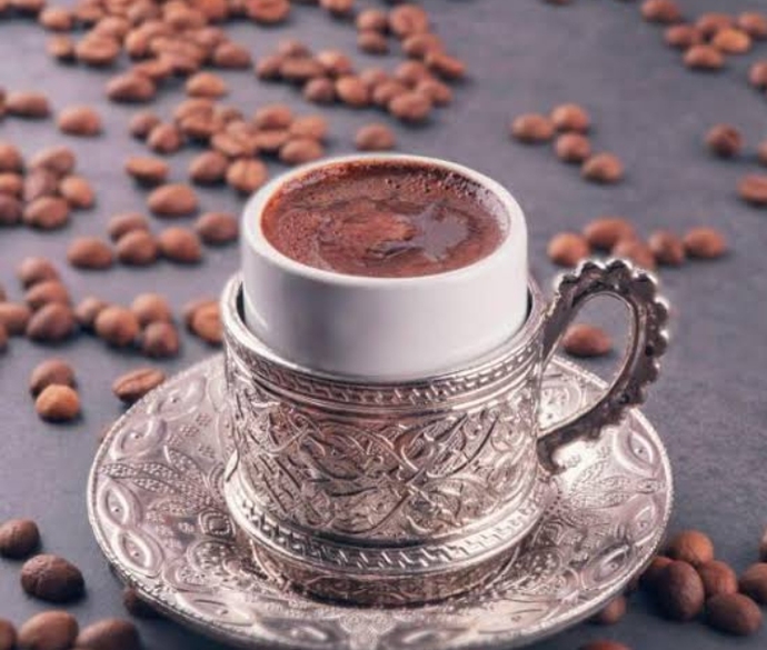 İftar sonrası kahve mi yoksa çay mı içmeyi tercih edersiniz?