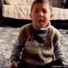 Benim kırmızı ete alerjim vardı ve et yedim dudağım şişti alerji ilacım kalmamış geçmesi için ne önerirsiniz?