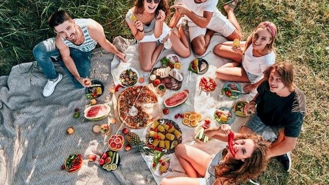 Kimlerle piknik yapmayı daha çok seversin?
