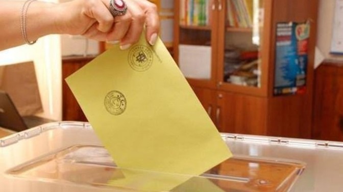 2023 yerel seçimleri hakkında ne düşünüyorsunuz ve hangi partiye oy vereceksiniz?