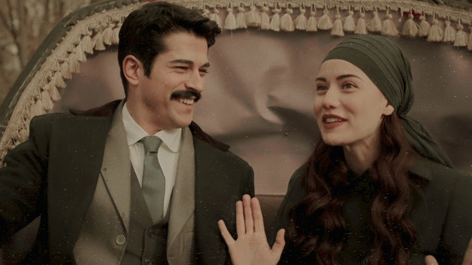 Sizce iltifat etme konusunda kadınlar mı yoksa erkekler mi daha başarılı?