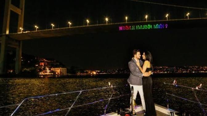 Kızlar da erkeklere açılmalı mı?