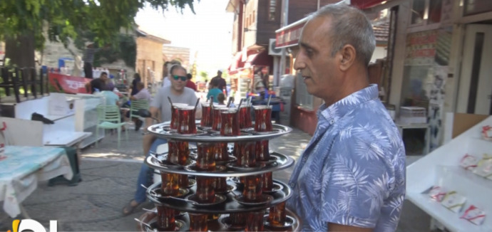 Benimle flört amaçlı tanışmak isteyen her hatuna bir kahve içecek kadar zaman ayirirsam kendime nasıl vakit ayiracagim?