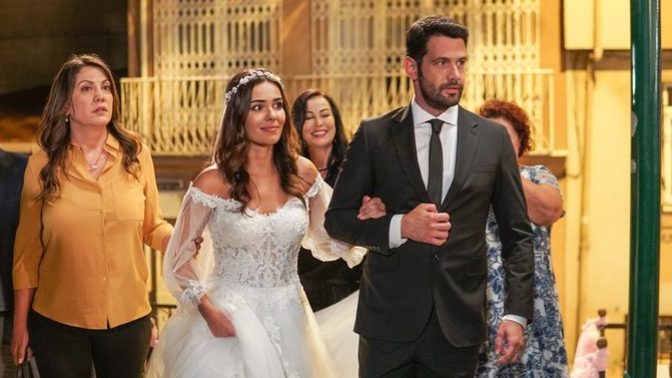 Nikahtan sonra after party istemiyorum ama toplum baskısı gibi zorunda hissettiriyorlar. Ne yapmalıyız?