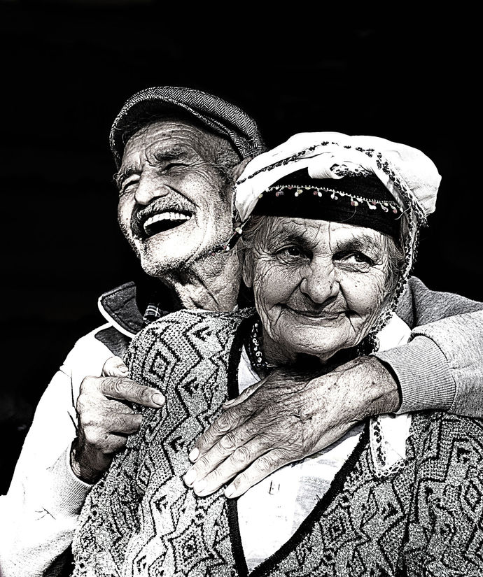 Benim yaşlılığım nasıl olur acaba.. 😕