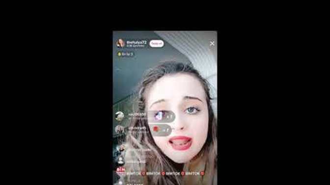 Aklı başında tüm aydın bilgili insanları bu soruya davet ediyorum Tiktok uygulamasını özel kılan nedir ?