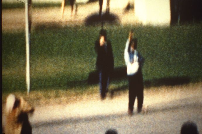 Eski ABD Başkanı John Kennedy’i düzenlediği suikast ile öldüren kişinin adı nedir?