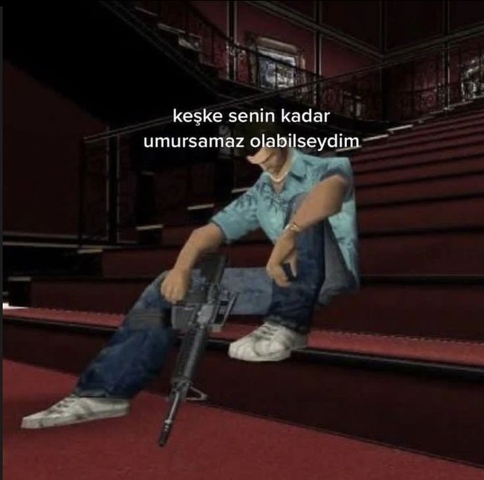 Sevgilin seni terk etmek üzere, sana dönüyor ve son bir şey söylemeni bekliyor! Ona ne söylersin?