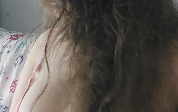 Saçlarım aşırı birbirine dolanmış, nasıl ayıracağım?