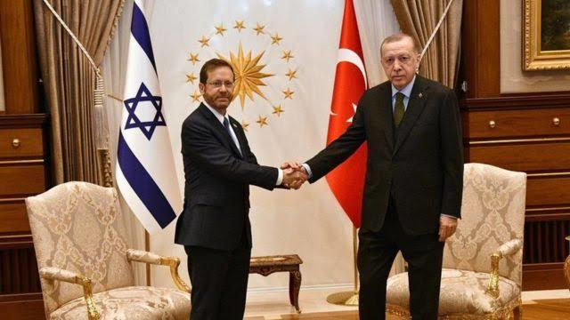 İlk oyum Reise siz ilk oyunuzu kime vereceksiniz veya verdiniz mi?