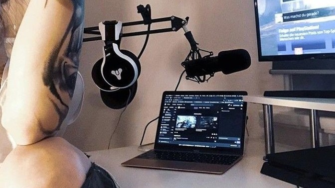 Oyuncu laptop ile yayın yapmak kolay mıdır?