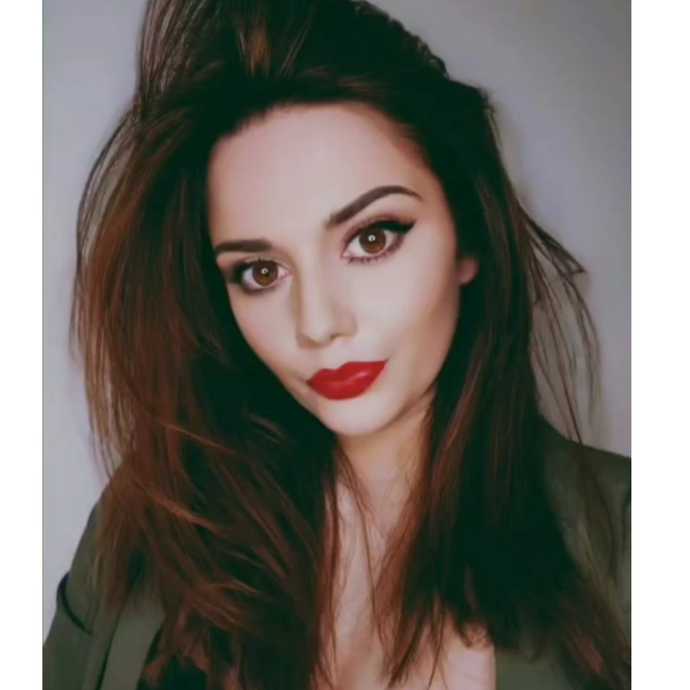 Bana Instagramda neden takip istediği gelmiyor olabilir, çok mu çirkinim?