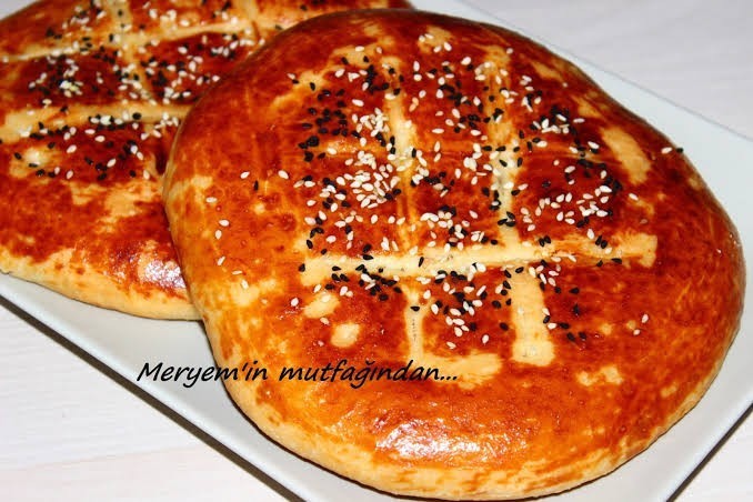 İftar sofralarında sizin tercihiniz fırın pidesi mi? Yoksa pastane pidesi mi?