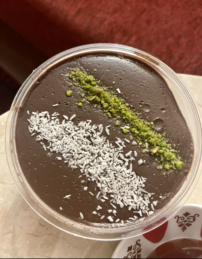 Akşam yemeği sonrası tercihin krem şokola mı, cevizli baklava mı?