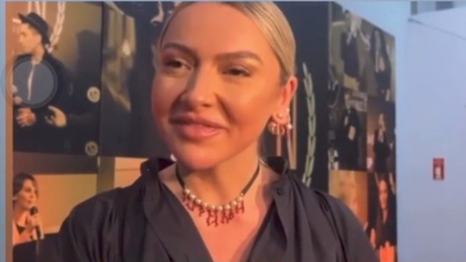 Hadise eski eşi ile ilgili soruya "O artık gündemimde değil" demiş. Bugünlerde senin gündemin nedir?