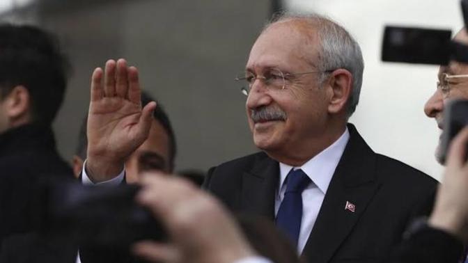 Kemal Kılıçdaroğlu parti kursa kendisine oy verir misiniz?