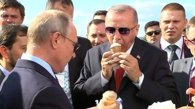 Dondurmayı ısırarak mı yoksa yalayarak mı yersiniz?