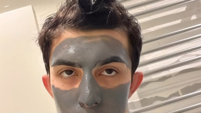 Sorularıma gizli görüşlerle, yalan dolan şeyler yazan insanlar, cesaretiniz varsa acıktan yazmanızı isteyebilir miyim?