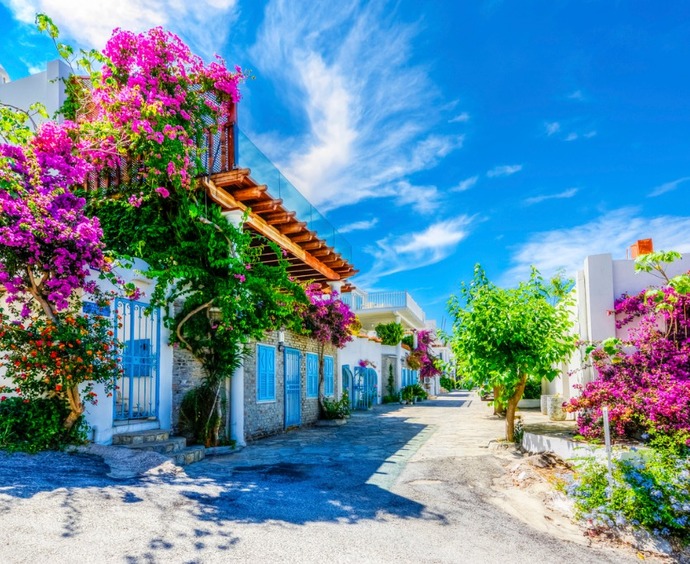 Şu an 30.000 TLye bir haftalık tatil yapmak mümkün mü?