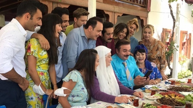 Ramazan bayramında akraba ziyaretine gidecek misiniz yoksa bayramı evde mi geçireceksiniz?