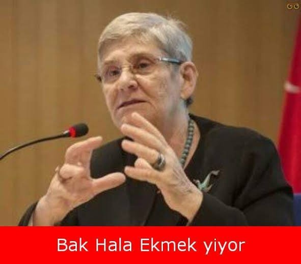 Hoşlandığınız kişiyi, 9 ekmek almış eve giderken görseniz ne yaparsınız?