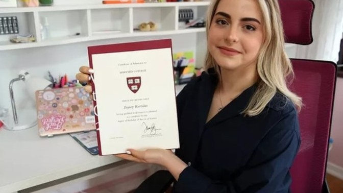 Zeynep Kurtuluş, hayaline kavuştu! Harvard Üniversitesi'ne tam burslu kabul edildi. Sizin en büyük hayaliniz ne?