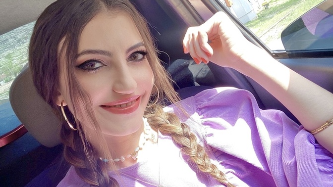 Baharda renkli giyinmeyi seviyor musunuz?