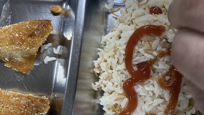 Pilava ketçap sıkılır mı?