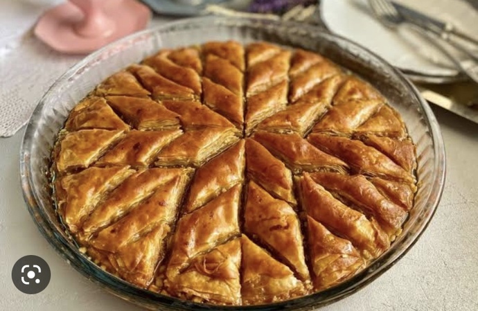 Baklava fıstıklı mı olmalı, cevizli mi?