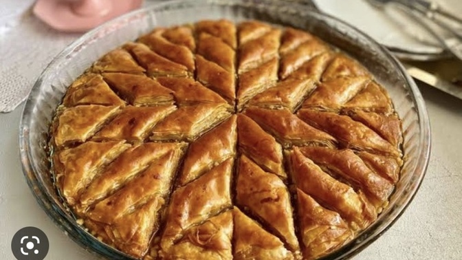 Baklava fıstıklı mı olmalı, cevizli mi?