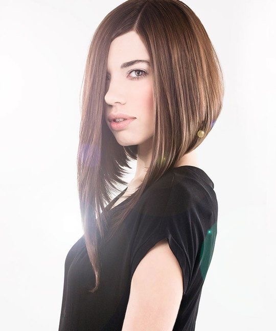 Hangi saç modeli 💇‍♀️ daha güzel görünüyor?