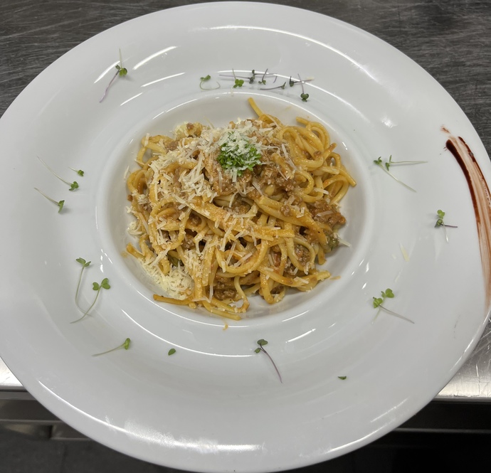 Linguine bolonez yaptım, nasıl gözüküyor sizce?