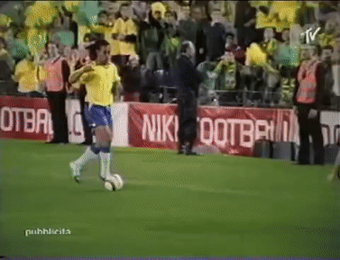 Flört Messi mi Ronaldo mu diye sordu, ne demem lazım?