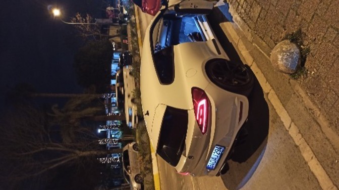 Sizce araba nasıl?