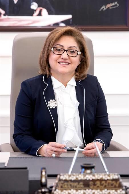 Cumhurbaşkanı adayları kadın olsaydı oyunuz kime olurdu?