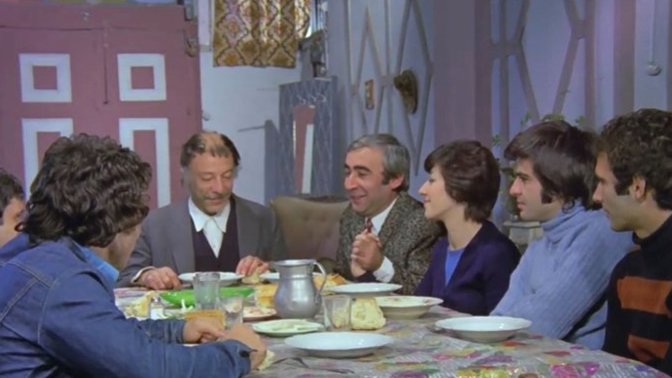 Seçimlerini yap, hangi KScan’sın söyleyelim! Bayrama mesajın nedir 🍬?