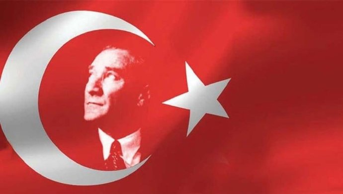 23 Nisan  Ulusal Egemenlik ve Çocuk Bayramı kutlu olsun! 🇹🇷 Eski 23 Nisan'lardan neyi özledin?