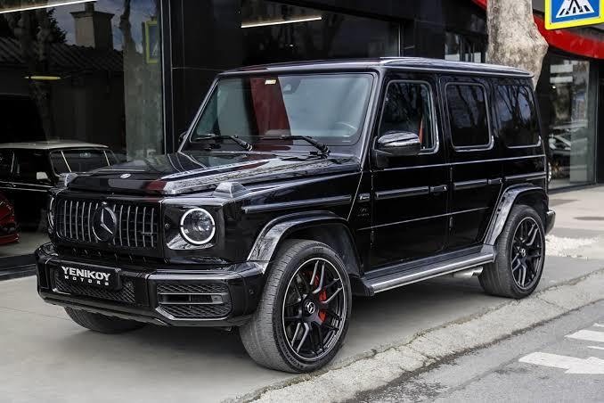 Çok yapılı olmayan biri suv a yakışmaz mı?