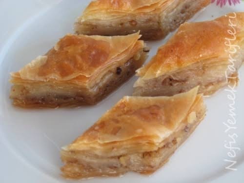 Ev baklavası yapabilen erkek sevilir mi?