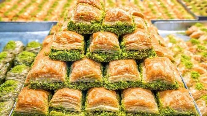 Bayram ziyaretlerinde sağlığınızı düşünüp tatlılara hayır diyebilecek misiniz?