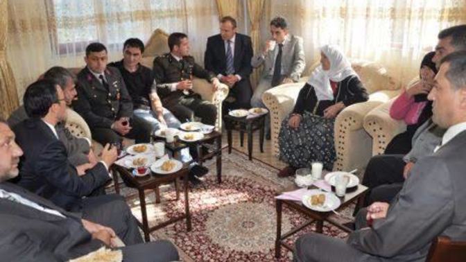 Bir bayram klasiği yazar mısınız?