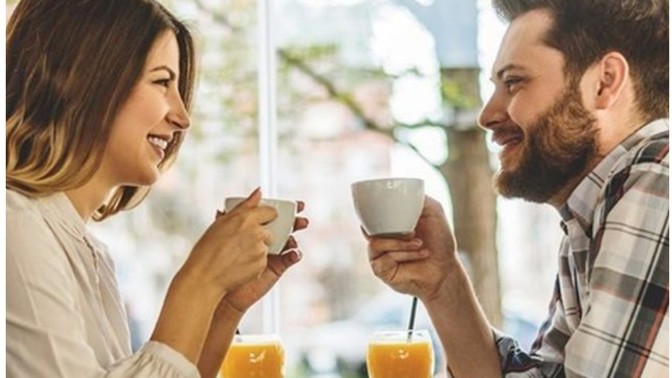 Karşı cinsten çok iyi anlaştığın biriyle sürekli vakit geçirmek istemek, uzun uzun sohbet etmek istemek?
