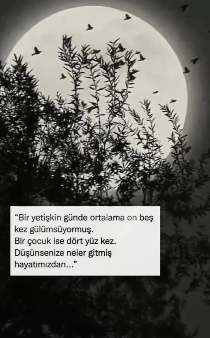 Günde kaç kez gülümsüyorsundur sence? Yıllar senden kaç gülümsemeni çaldı?