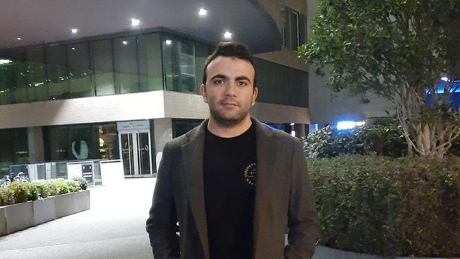 Yeni kıyafetler alacağım ne yakışır?