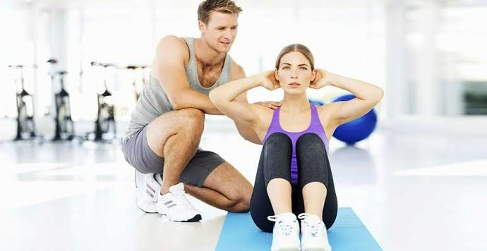 Spor salonunda hareketi yanlış yapan insana müdahale eder misiniz?