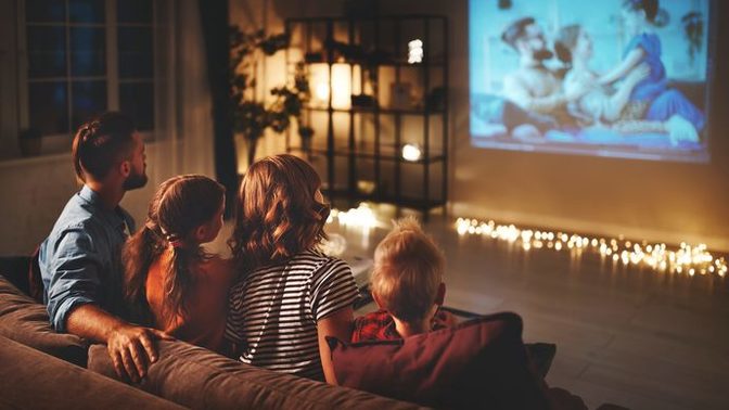 Para karşılığı sürekli dizi/film izleyeceğiniz bir işte çalışmak ister miydiniz?
