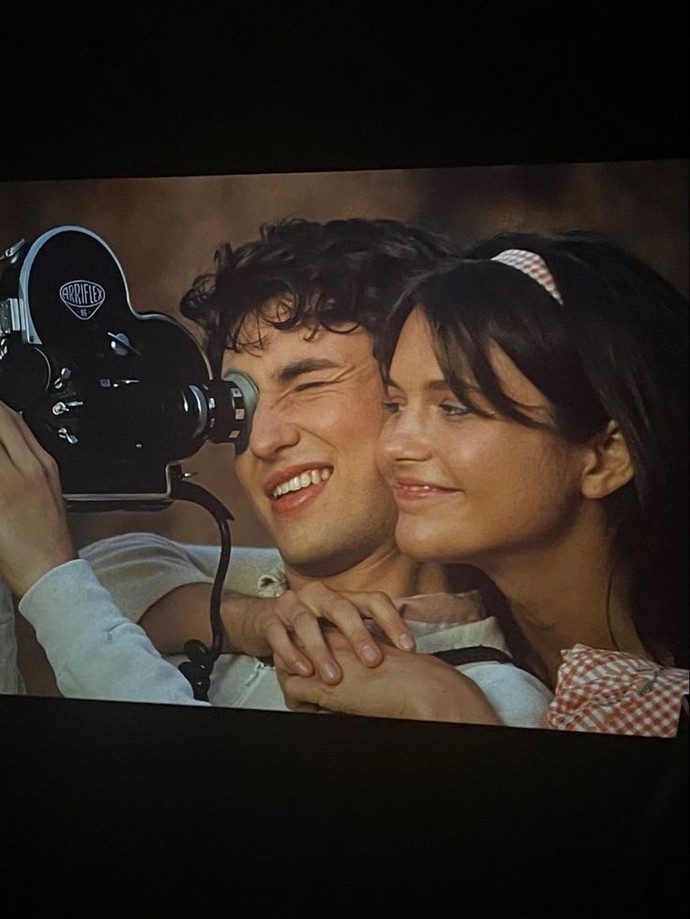 Şu an sevgilinizle hangi filmi izlemek isterdiniz? 💫⚘?