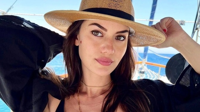 Fahriye Evcen'e 10 üzerinden kaç verirsiniz?