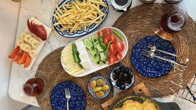 Güne keyifli başlamak için bir kahvaltı siparişi verin desem ne isterdiniz?